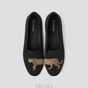 VIVAIA Round-Toe Embroidered Loafers (Audrey) Black