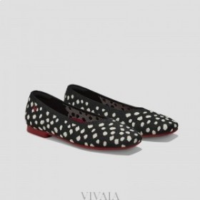 VIVAIA Square-Toe V-Cut Flats (Margot 2.0) Flat Shoes Abstract dots