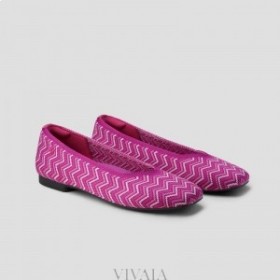  VIVAIA Flats de bico quadrado com corte em V (Margot 2.0) Sapatos baixos Orchid Multi Chevron
