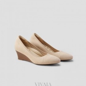 VIVAIA Almond Cap Wedge (Tamia Wedge Pro) Sapatos altos Almond