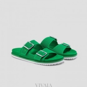 Sandali con fibbia regolabile doppia VIVAIA (Nikki) verde