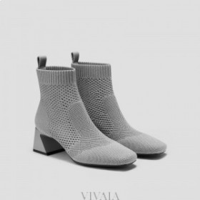 Stivali con tacco traforato quadrato VIVAIA (Melissa) Stivali grigio chiaro