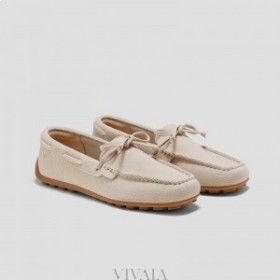  VIVAIA スクエアキャップローファー（ジャッキー）アーモンド