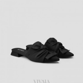 VIVAIA Sandaler med spisse tå (Yaffa) Sandaler Svart