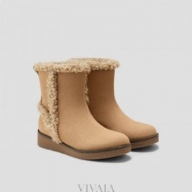  VIVAIA Okrągłe, wodoodporne, futrzane buty z okrągłym noskiem (Courtney) Buty w kolorze wielbłądzim