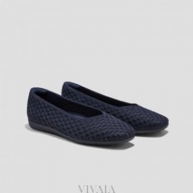 VIVAIA Buty do biegania Square Cap V-Cut Flats (Margot Walker) Buty płaskie Navy