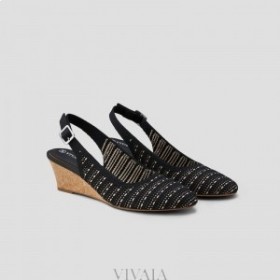  VIVAIA Sandale cu toc cu slingback cu vârf de migdale (Tamia Slingback Wedge) Sandale negre