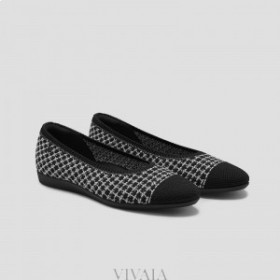  VIVAIA löparskor Almond Cap Flats (Tamia Walker) Platta skor Svart