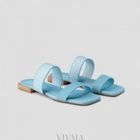  VIVAIA Kare Kapaklı Parmak Arası Terlik Sandalet (Maya) Sandalet Mavi