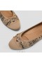  VIVAIA Almond Cap Bow Flats (Tiana) Zapatos planos con efecto serpiente