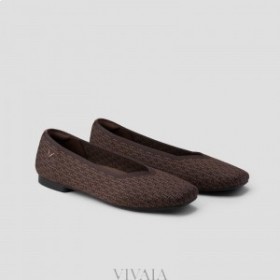  VIVAIA Square Cap V-Cut Flats (Margot 2.0) Zapatos planos marrones