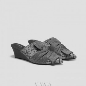 VIVAIA Puntige Teen Wedge Sandalen (Yaffa Wedge) Sandalen Grijs