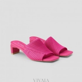 VIVAIA Pantoletten mit quadratischer Zehenpartie und Blockabsatz (Jade) Sandalen Pitaya